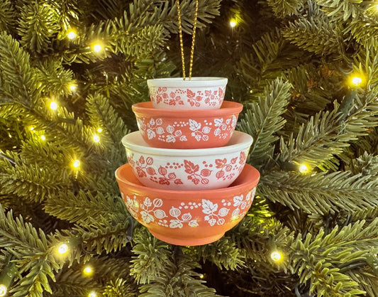 PRE-ORDER - SHIPS 7/21 - Vintage Pyrex Bowl Set Ornament