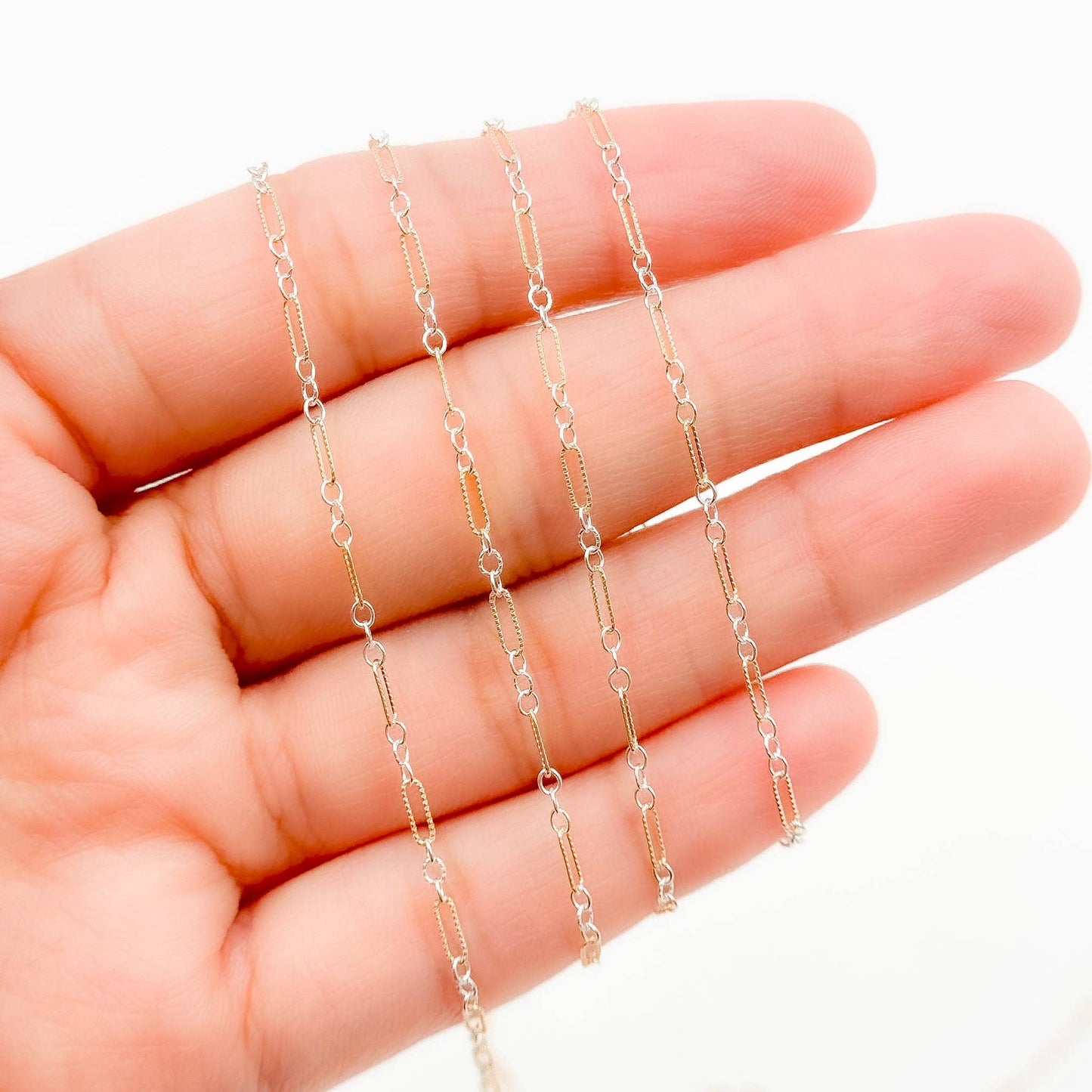 XM/1003K. 14K Gold Filled and Sterling Silver Knurled Link Chain – Long & Short Pattern